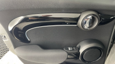 MINI Hatchback 1.5 Cooper Classic Premium 5dr Auto Petrol Hatchback